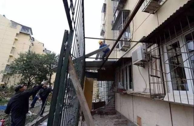 北京老舊小區(qū)改造工程(北京老舊小區(qū)改造38條措施制定38條措施,居民滿意度) 鋼結(jié)構(gòu)框架設(shè)計 第5張 北京老舊小區(qū)改造工程(北京老舊小區(qū)改造38條措施制定38條措施,居民滿意度) 鋼結(jié)構(gòu)框架設(shè)計 第5張