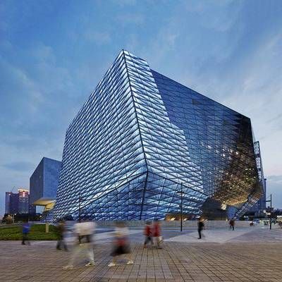 幕墻設(shè)計師怎么樣（幕墻設(shè)計師的工作內(nèi)容包括但不限于以下幾個方面）