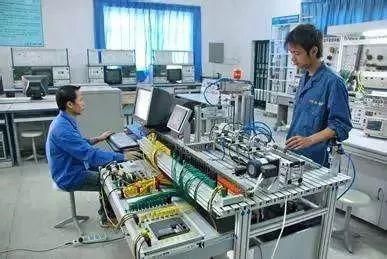 幕墻設(shè)計薪資待遇電子公司什么崗位試應(yīng)快上手工作（幕墻設(shè)計不同崗位的薪資待遇）