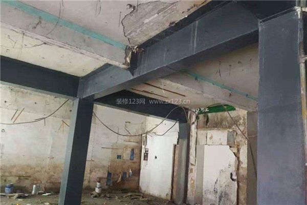 承重墻可以怎么利用(承重墻改造技巧,承重墻改造安全規(guī)范,提升室內(nèi)設(shè)計美觀性和功能) 鋼結(jié)構(gòu)有限元分析設(shè)計 第5張 承重墻可以怎么利用(承重墻改造技巧,承重墻改造安全規(guī)范,提升室內(nèi)設(shè)計美觀性和功能) 鋼結(jié)構(gòu)有限元分析設(shè)計 第5張