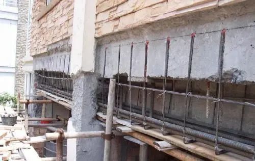 房屋墻體加固施工方案(房屋墻體加固施工方案及其施工注意事項) 鋼結(jié)構(gòu)玻璃棧道設(shè)計 第1張 房屋墻體加固施工方案(房屋墻體加固施工方案及其施工注意事項) 鋼結(jié)構(gòu)玻璃棧道設(shè)計 第1張