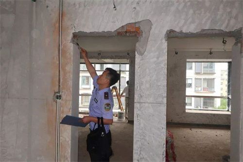 承重墻能拆一半嗎(承重墻拆除后的法律責(zé)任) 結(jié)構(gòu)工業(yè)鋼結(jié)構(gòu)施工 第1張 承重墻能拆一半嗎(承重墻拆除后的法律責(zé)任) 結(jié)構(gòu)工業(yè)鋼結(jié)構(gòu)施工 第1張