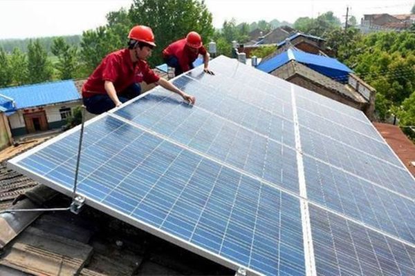 房頂上裝太陽能光伏發(fā)電 結構機械鋼結構設計 第5張 房頂上裝太陽能光伏發(fā)電 結構機械鋼結構設計 第5張