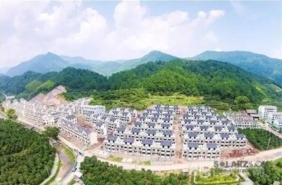 平房頂裝光伏圖片高清(如何找到平房頂裝光伏的高清圖片) 鋼結(jié)構(gòu)框架設(shè)計(jì) 第1張 平房頂裝光伏圖片高清(如何找到平房頂裝光伏的高清圖片) 鋼結(jié)構(gòu)框架設(shè)計(jì) 第1張